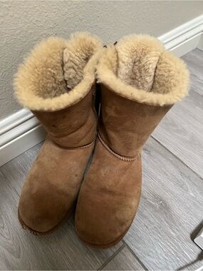 UGG Chestnut Suede Shearling Short Boots